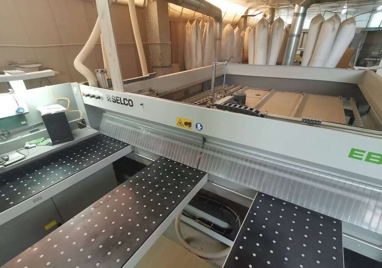 Форматно-раскроечный станок SELCO EB 75