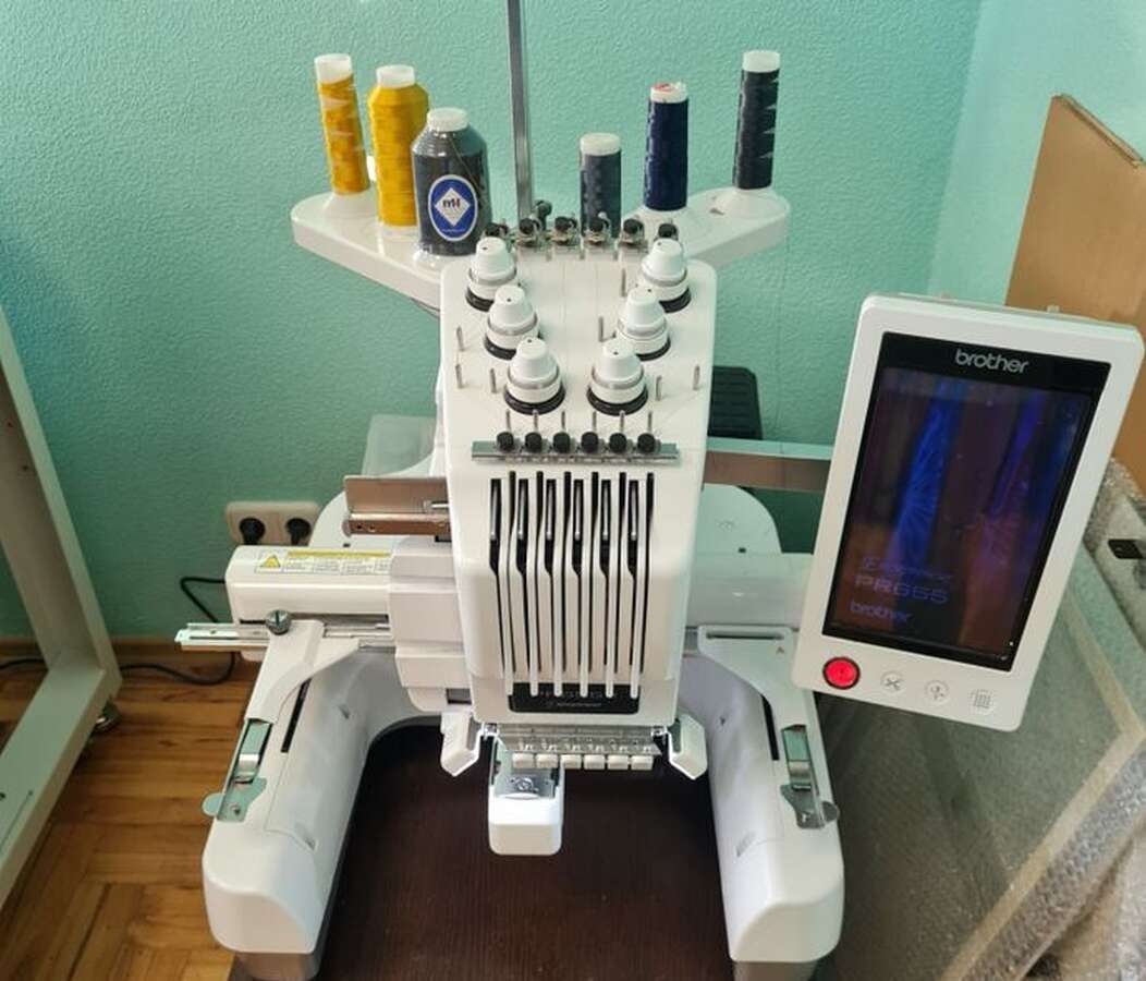 Вышивальная машина Brother PR-655 Япония