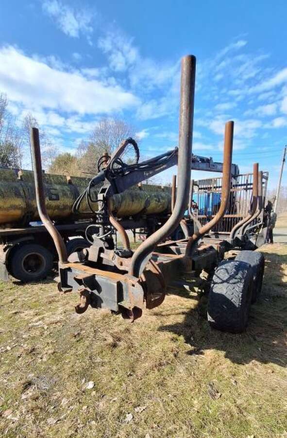 Полуприцеп Forestry Crane Primero 3967