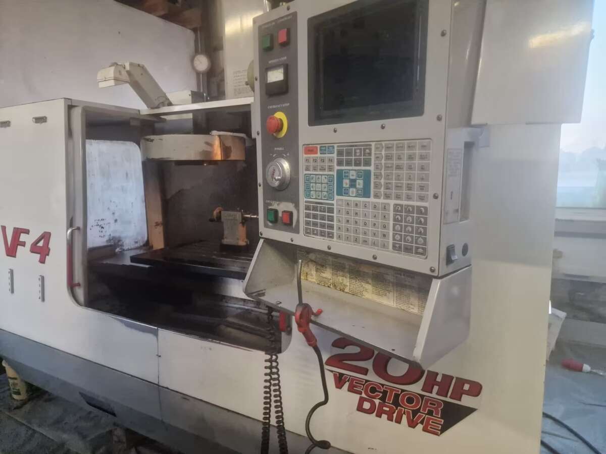 Обрабатывающий центр Haas VF-4HE 2001г.в.