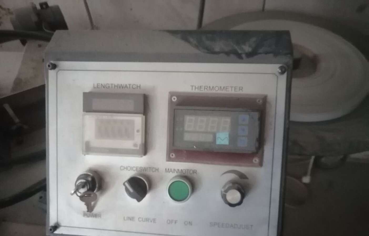 Кромкооблицовочный станок MF80S