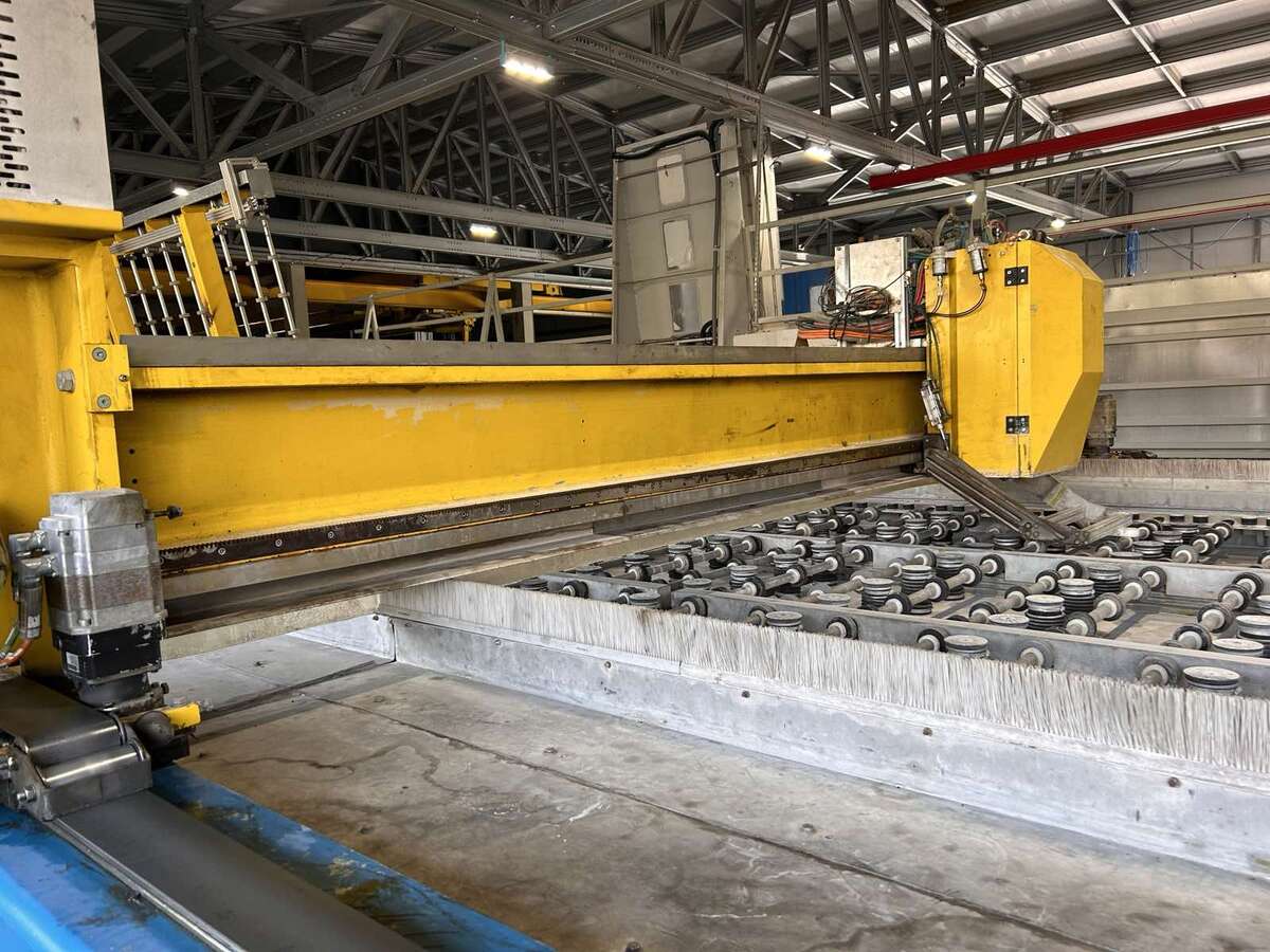 Линия шлифовки и полировки стекла Benteler
