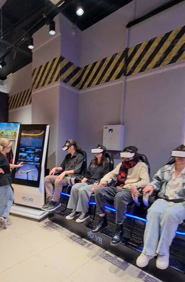VR аттракцион 9D