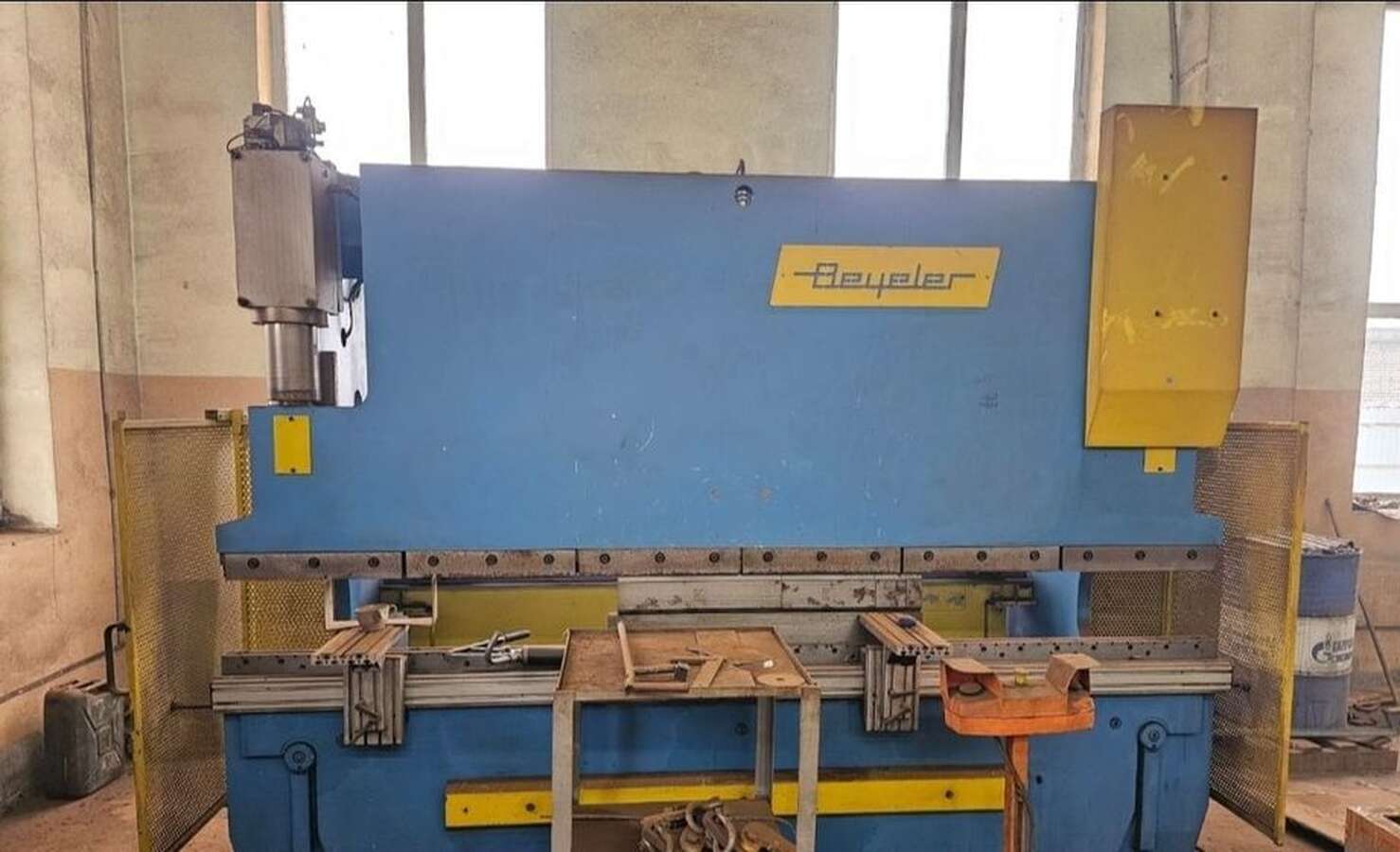Листогиб Beyeler PR 6 1000 KN x 3100