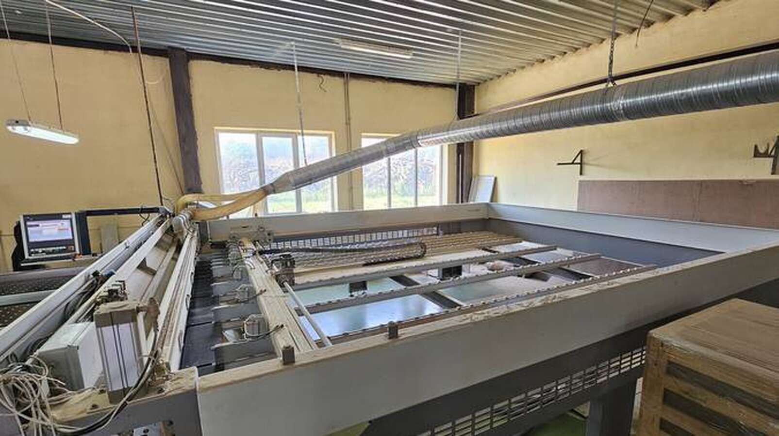 Форматно-раскроечный станок SELCO EB95-PANEL SAW Biesse