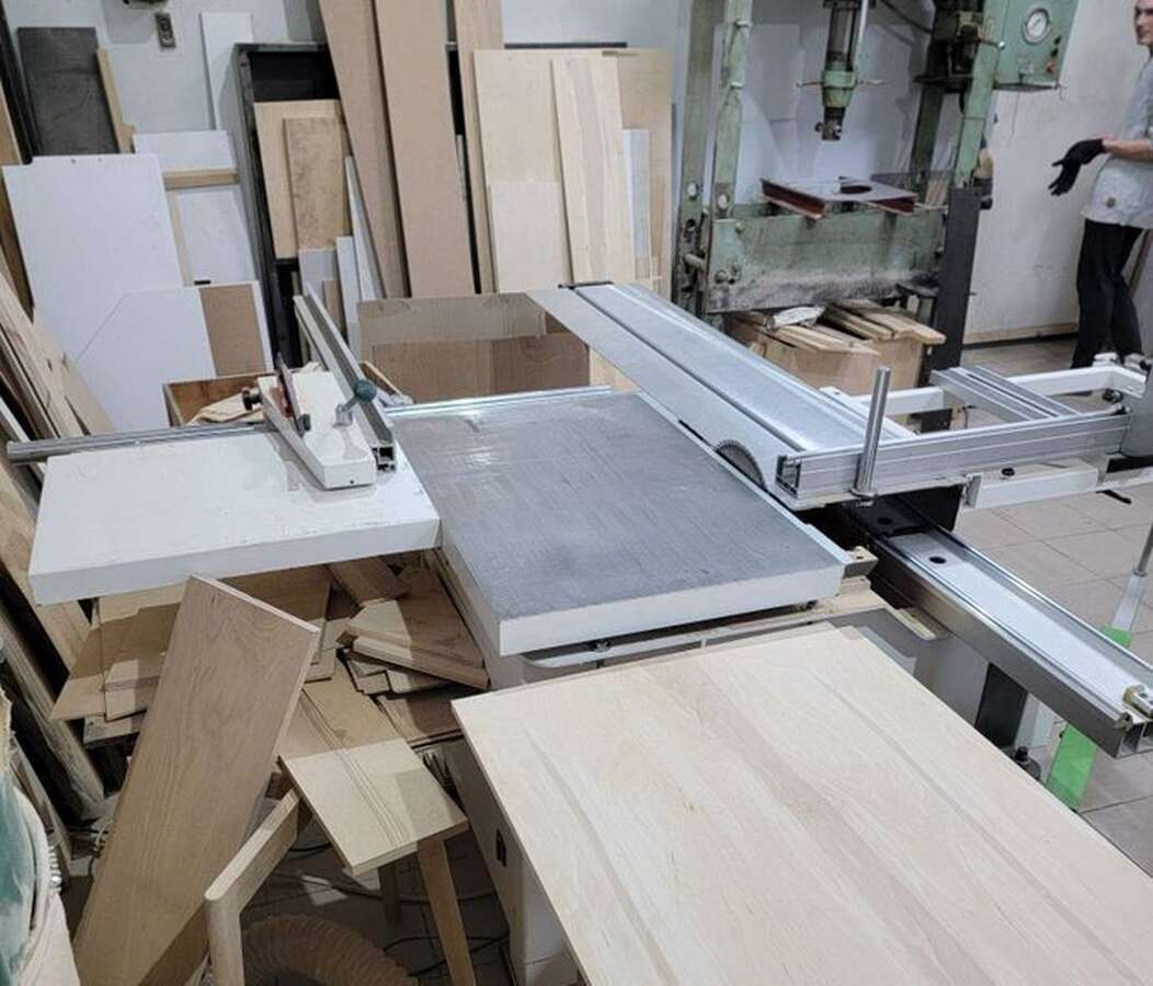 Форматно-раскроечный станок WoodTec 1600