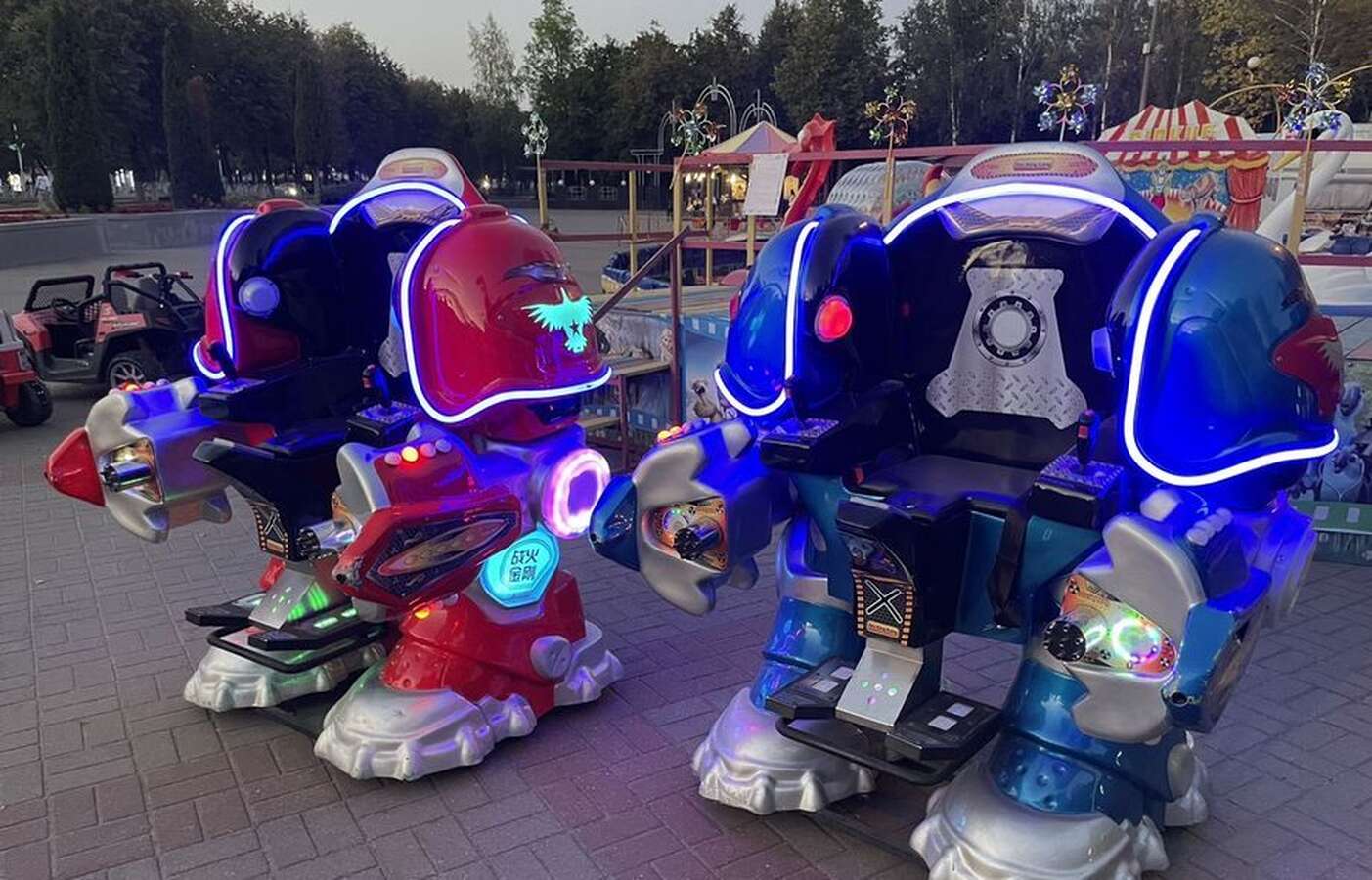 Робот электромобиль