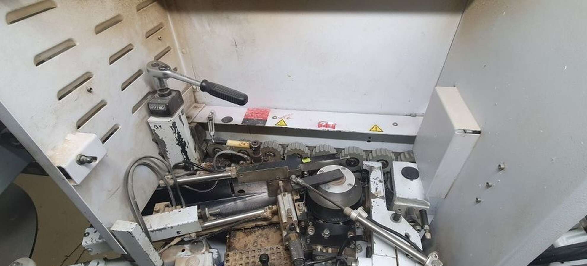 Кромкооблицовочный станок Brandt k350C