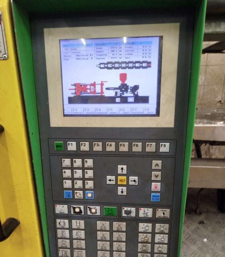 Термопластавтомат DKM138