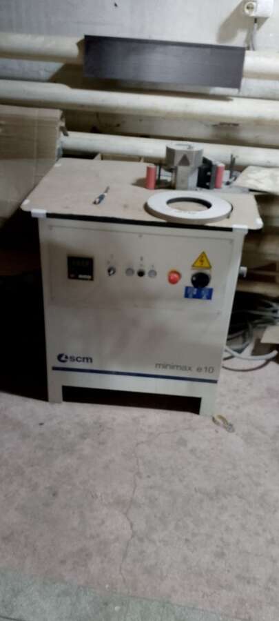 Станок кромкооблицовочный позиционный SCM E10