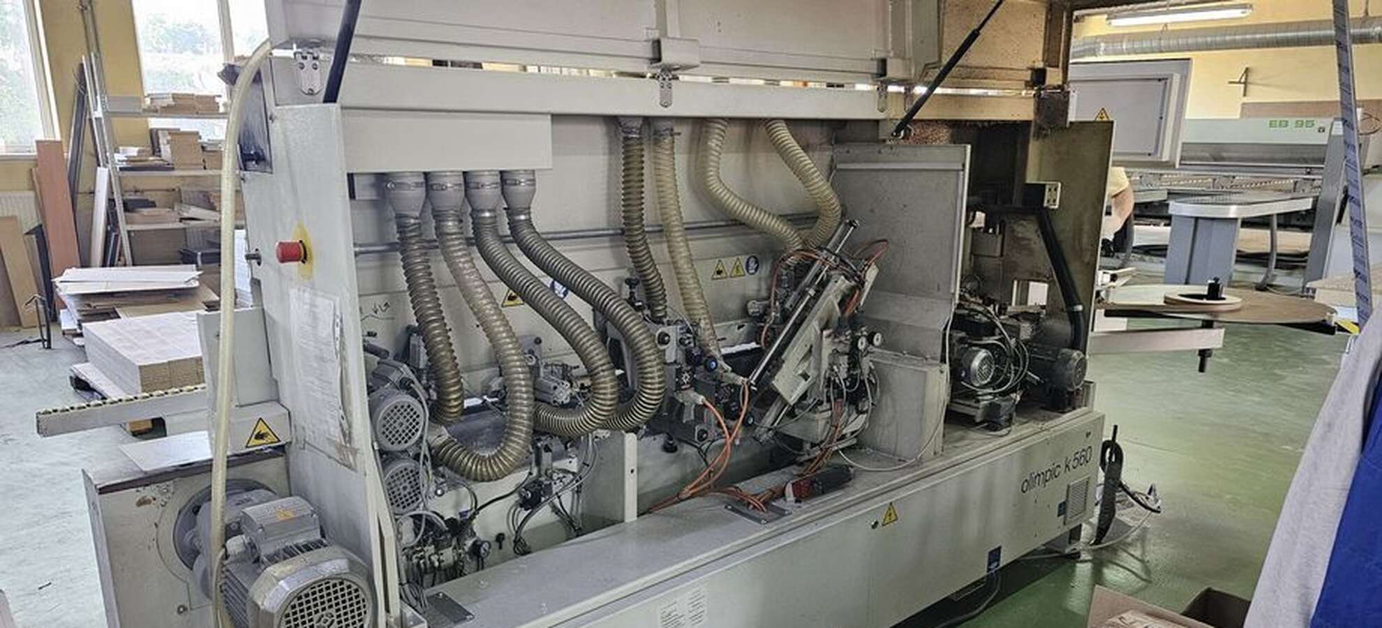 Кромкооблицовочный станок Olimpic 560