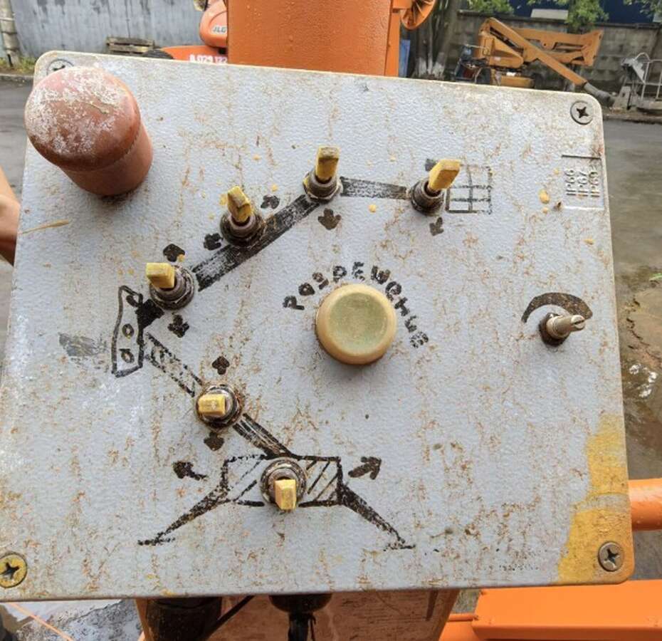Прицепной коленчатый подъемник Bil-Jax 3522 A