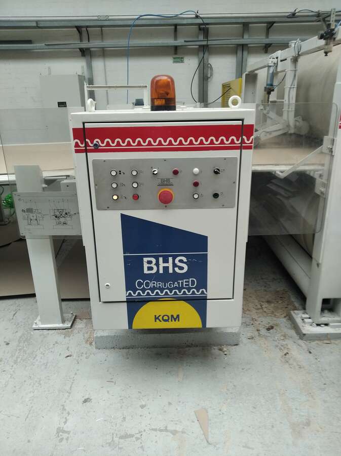 Вырубка брака на гофроагрегат BHS KQM