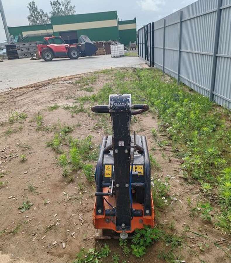 Виброплита HITACHI
