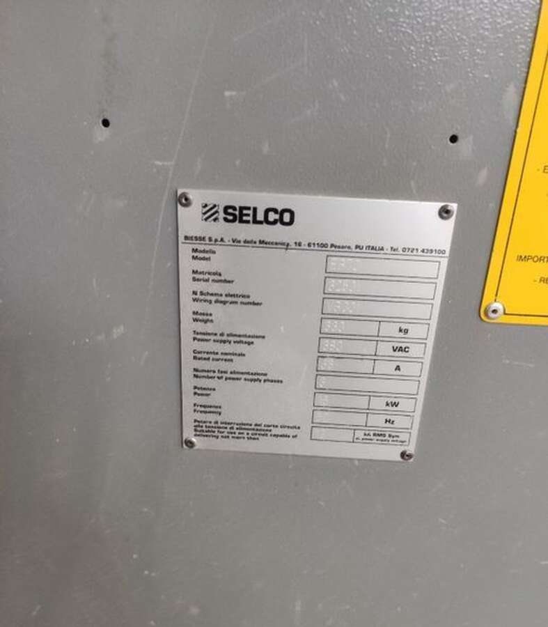 Форматно-раскроечный центр с ЧПУ SELCO EB 70
