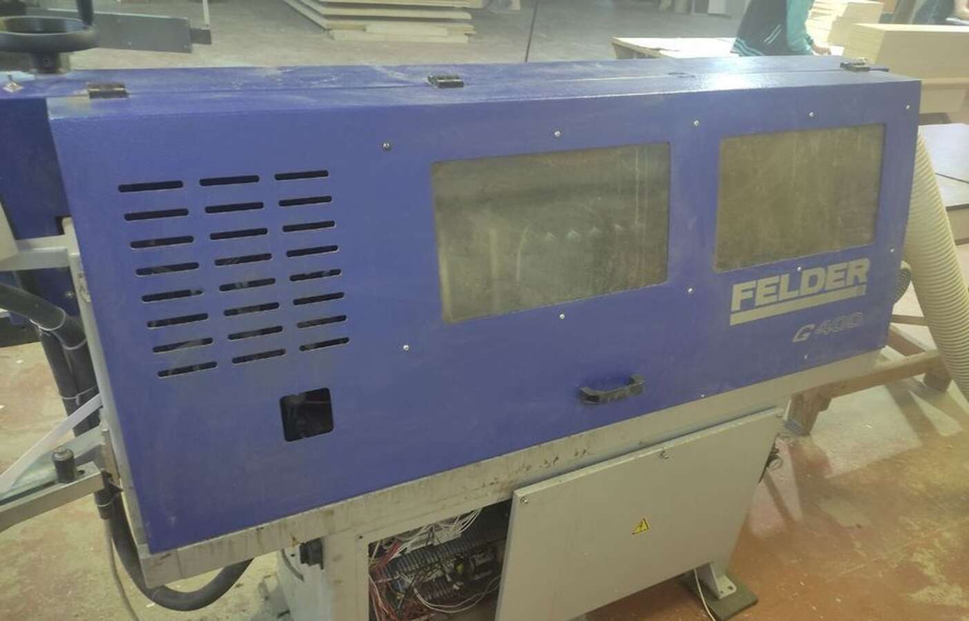 Кромкооблицовочный станок Felder G400