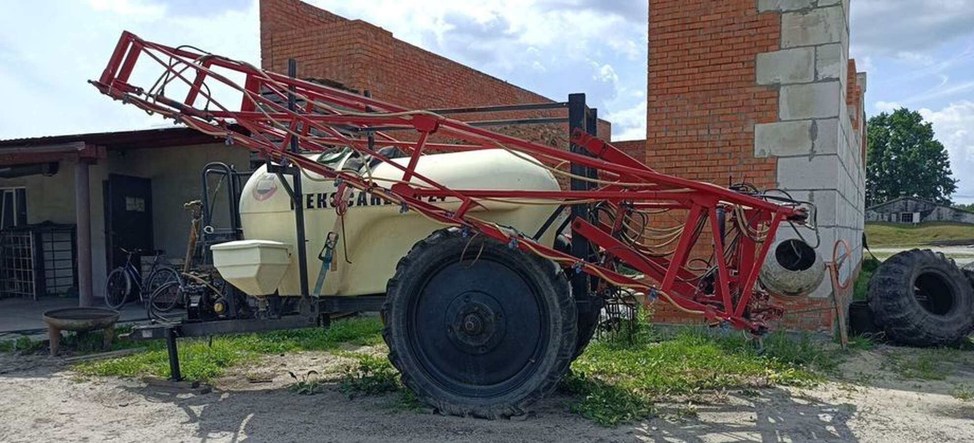 Опрыскиватель Мекосан 2500-24