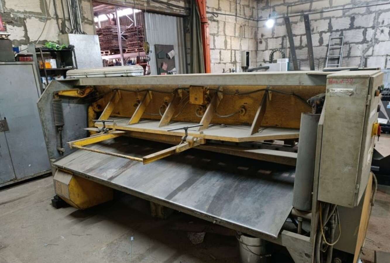 Ножницы гильотинные СТД-9А 6×2500