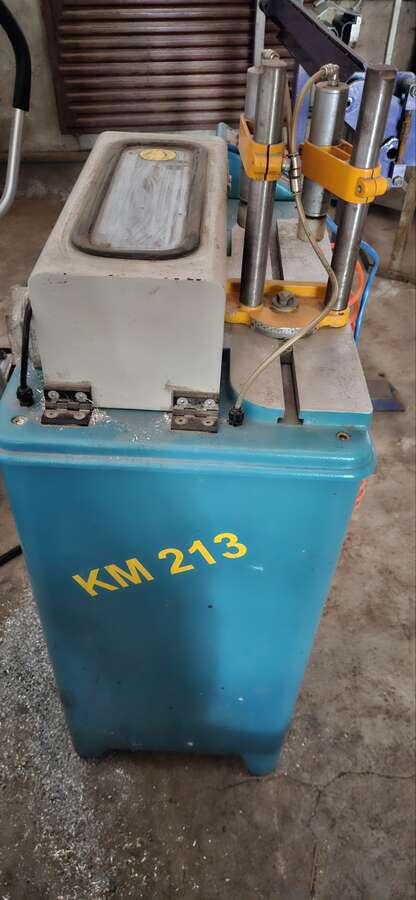 Торцефрезерный станок Yilmaz KM 213