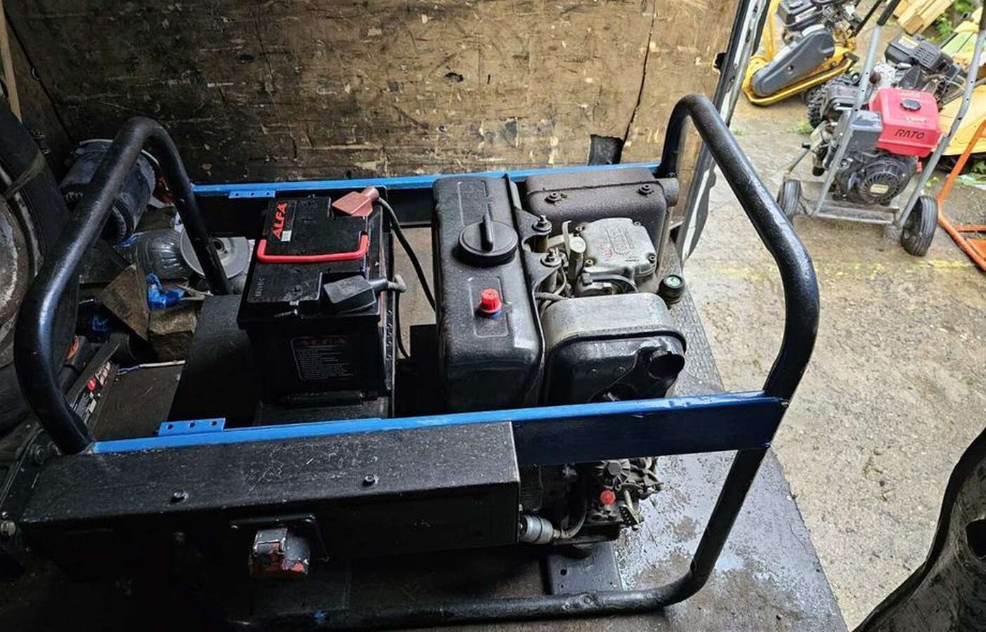 Генератор дизельный SDMO DX 10015 TE