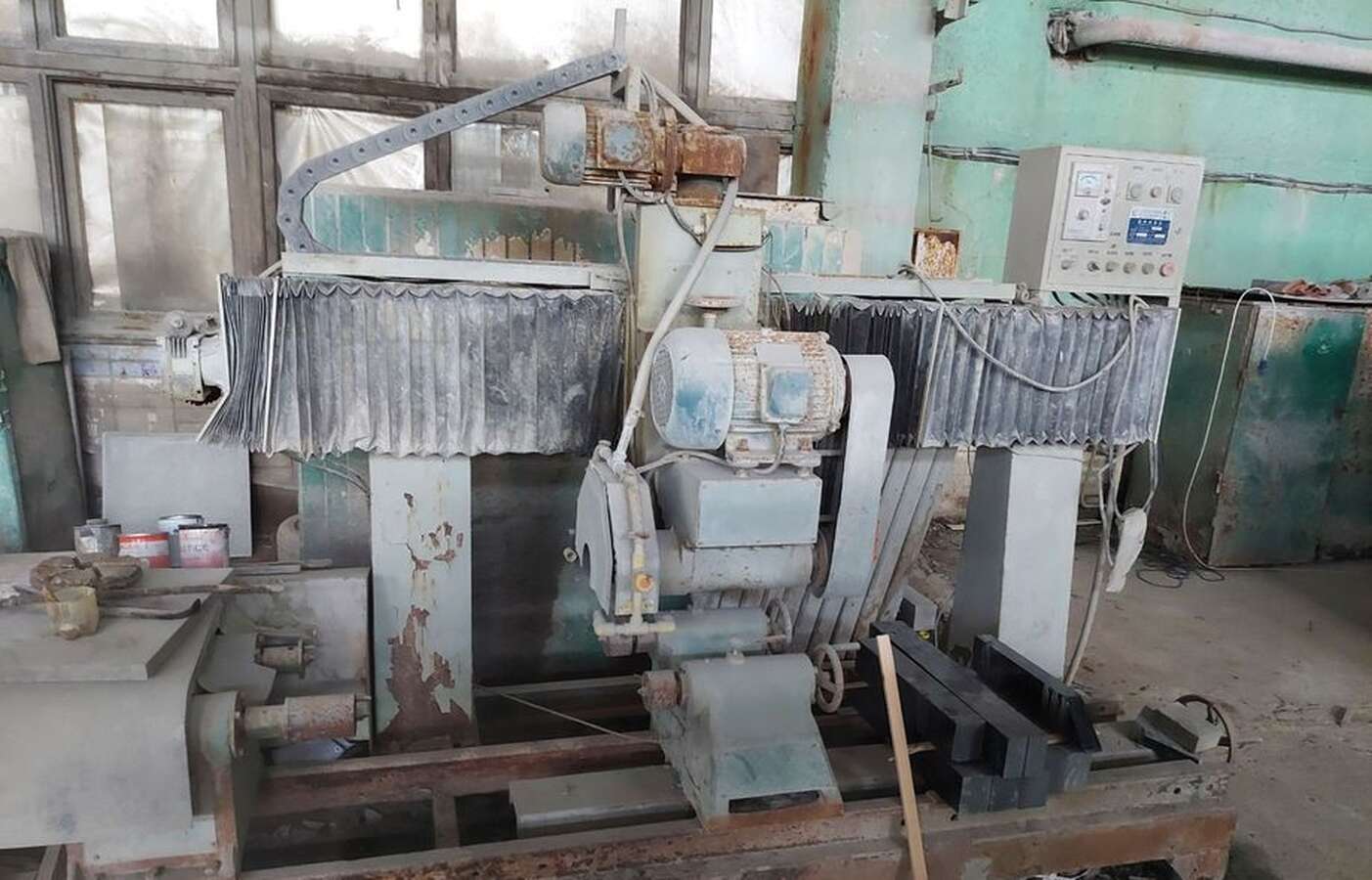 Станок для изготовления гранитных ваз Китай