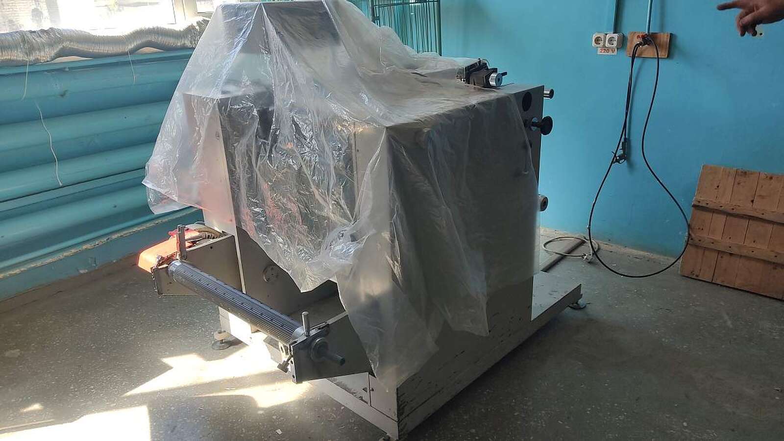 Бобинорезальная машина DK-520