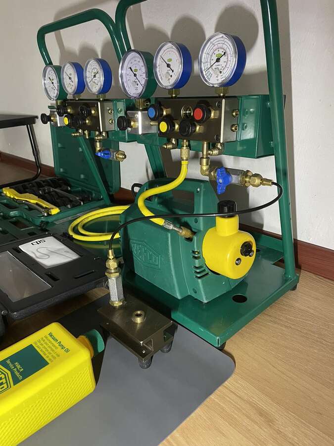 Заправочная станция Refco