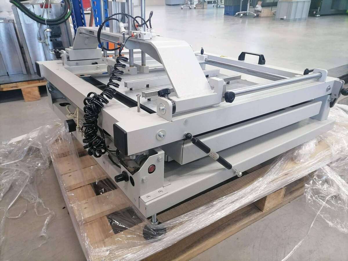 Принтер для нанесения паяльной пасты SR-2600