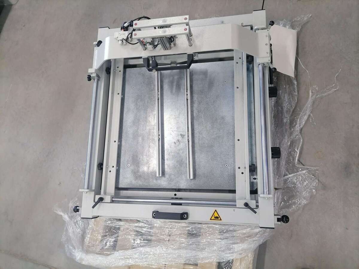 Принтер для нанесения паяльной пасты SR-2600
