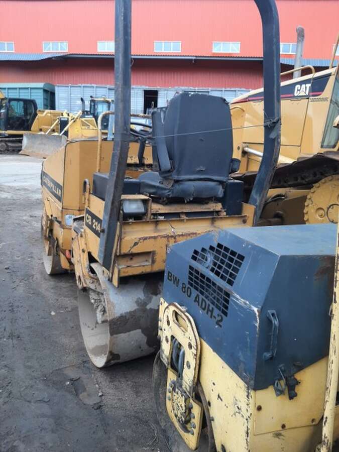 Каток Caterpillar CB 214 С