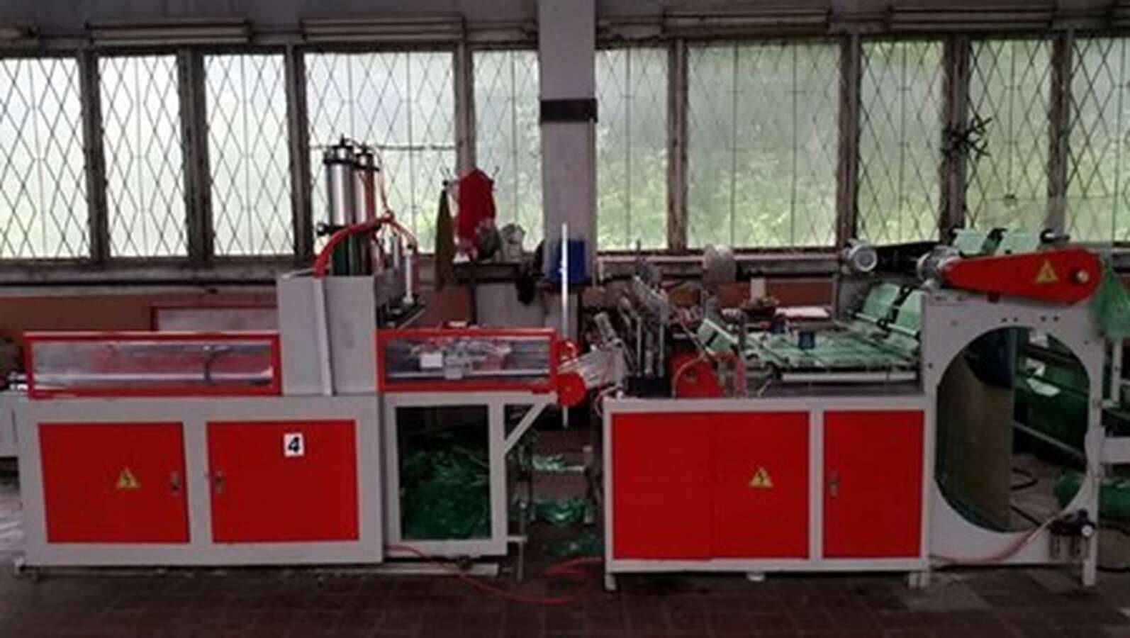 Автоматическая пакетоделательная машина Shunde Xingye DS-100