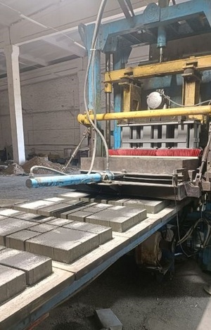 Вибропресс двухбункерный М-32