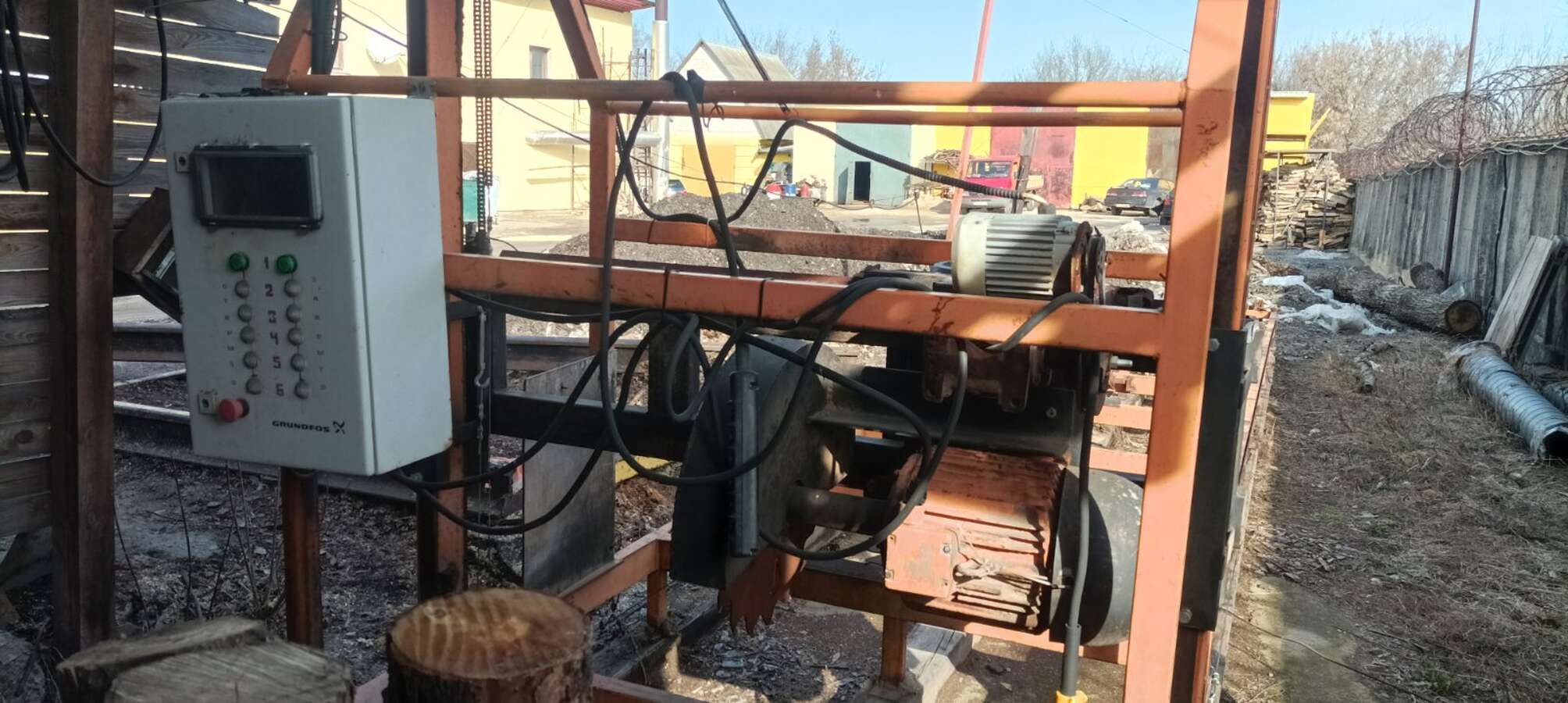 Пилорама дисковая угловая Ц2УБС-2