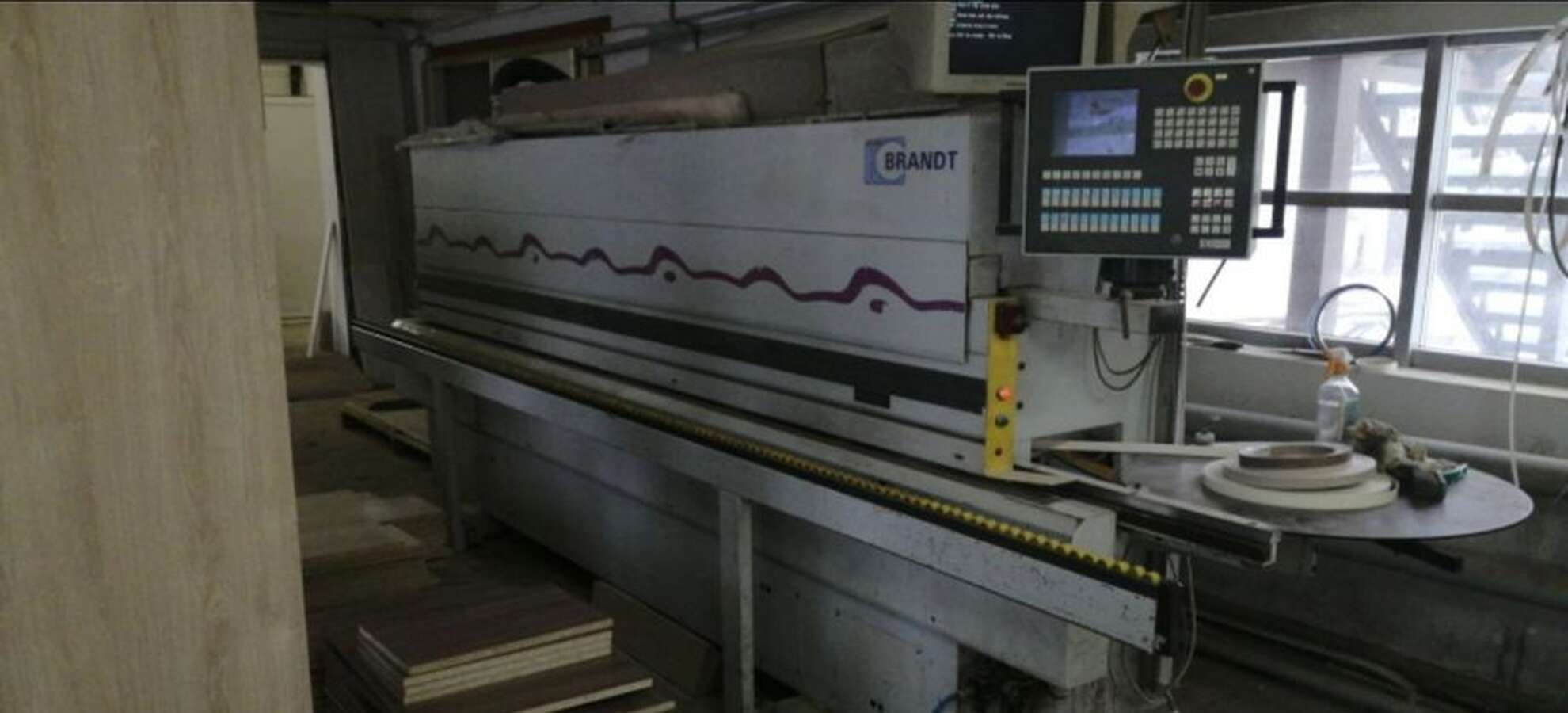 Кромкооблицовочный станок BRANDT Optimat KD 67C