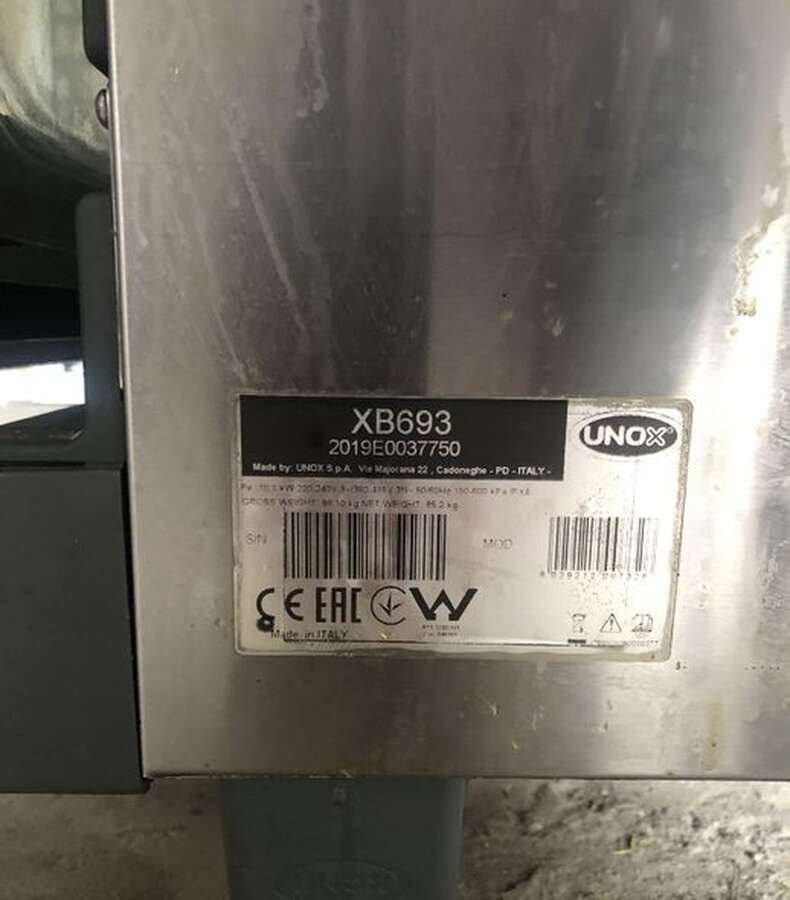 Печь кенвекционная пекарская Unox XB 693