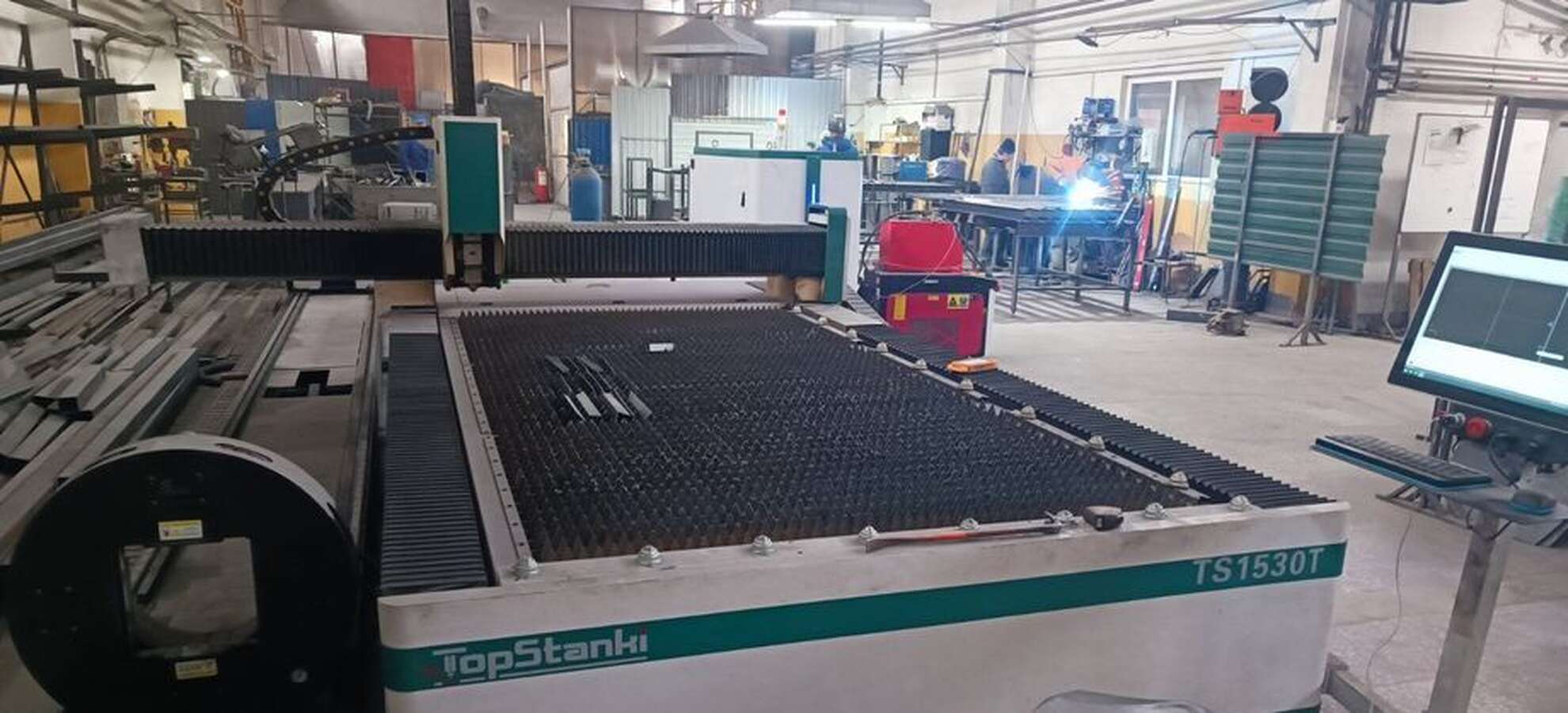 Станок лазерной резки TS-1530Т с труборезом