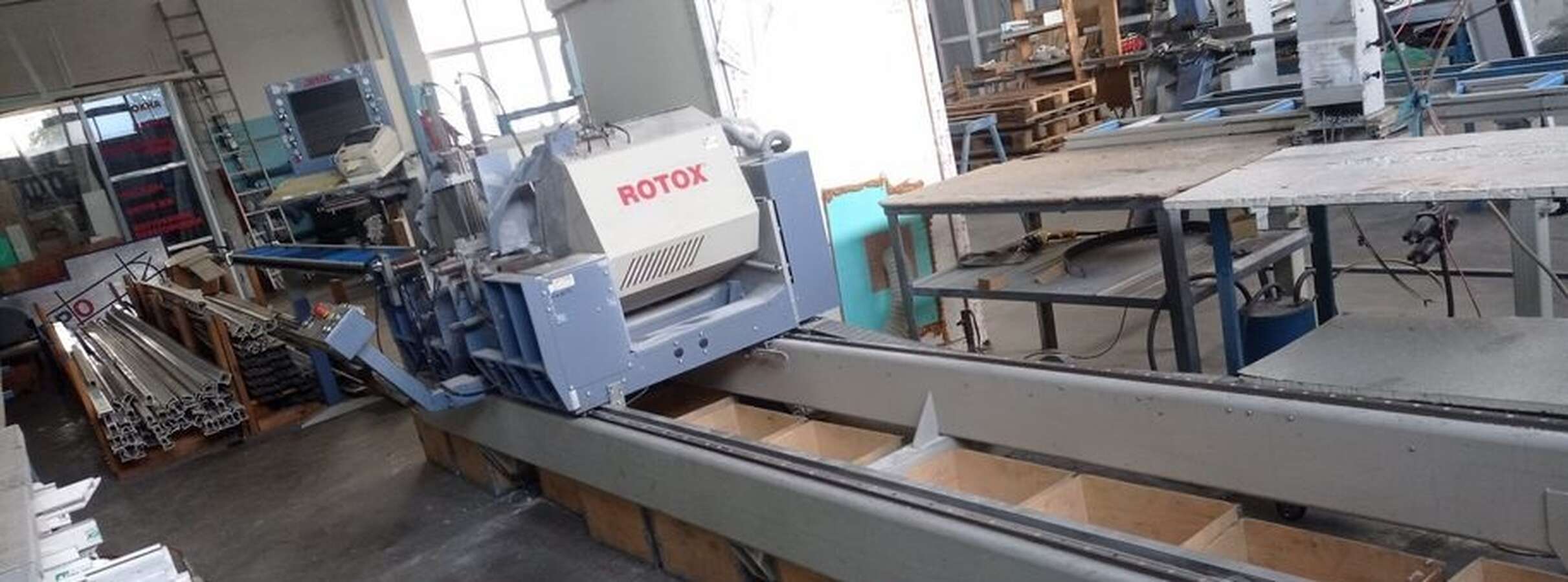 Станок двухголовочный для резки ПВХ Rotox ZGS 314