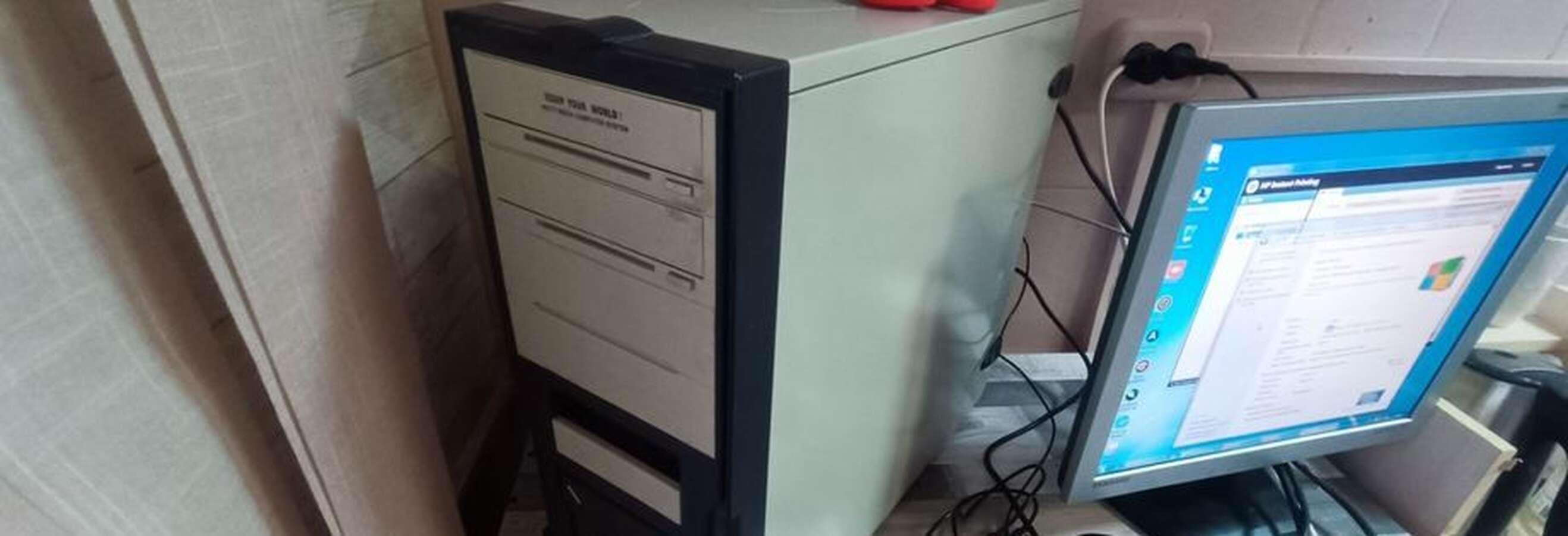 Плоттер с компьютером HP Designjet 800 (C7780B)