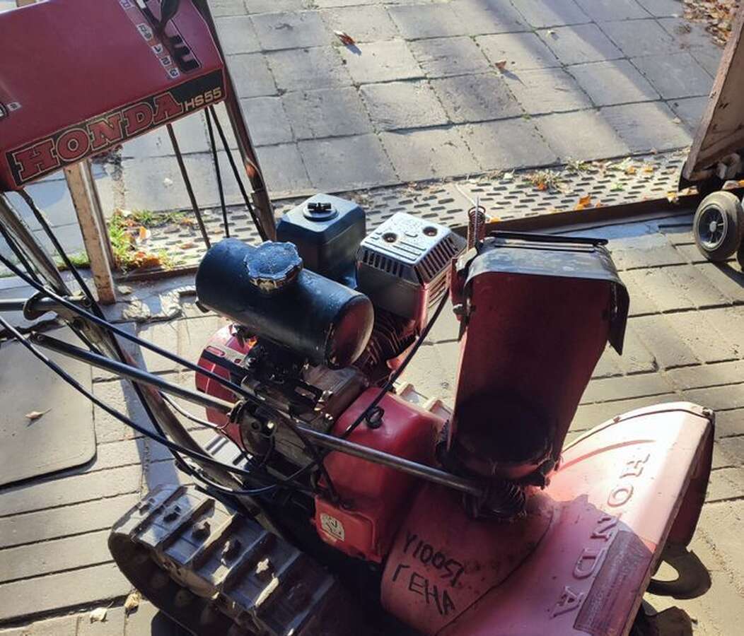 Снегоуборщик Honda HS655 из Японии