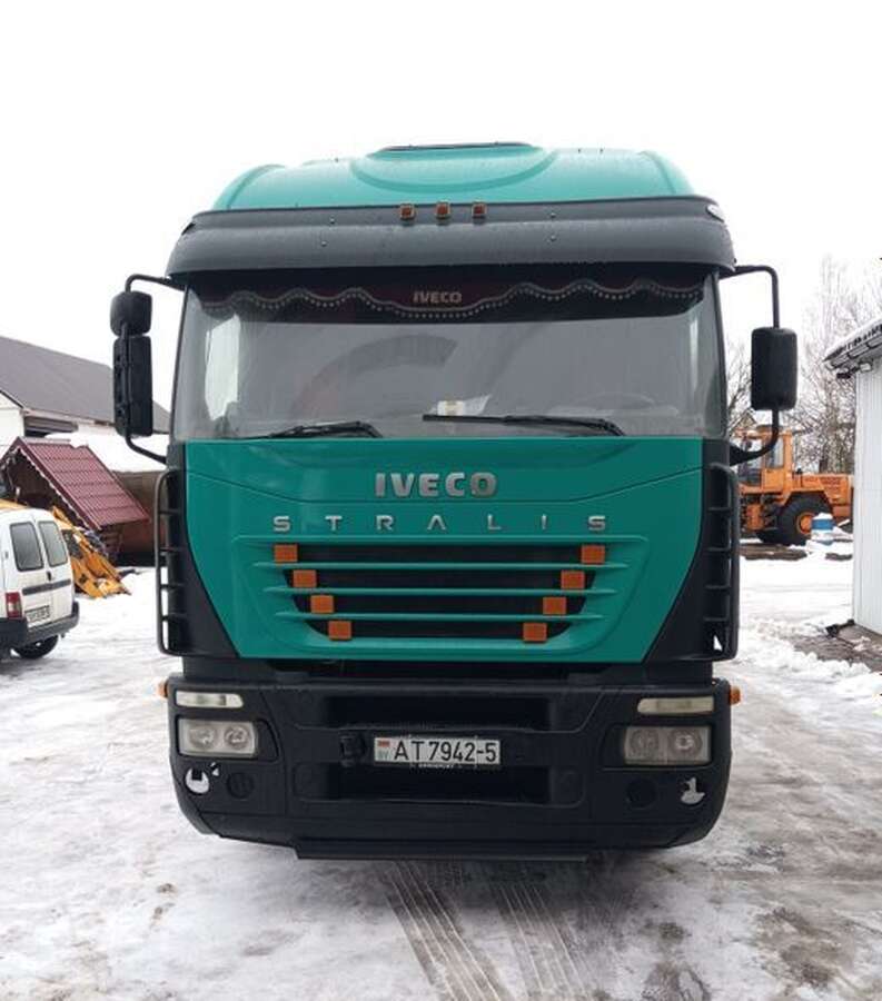 Грузовой эвакуатор Iveco Stralis