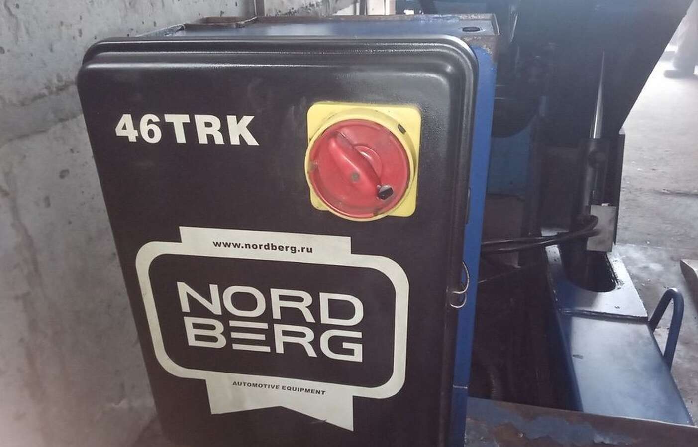 Грузовой шиномонтажный станок Nordberg 46TRK