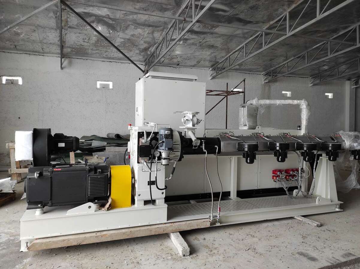 Линия полипропиленовых труб Kuatro Plast 90-37 D