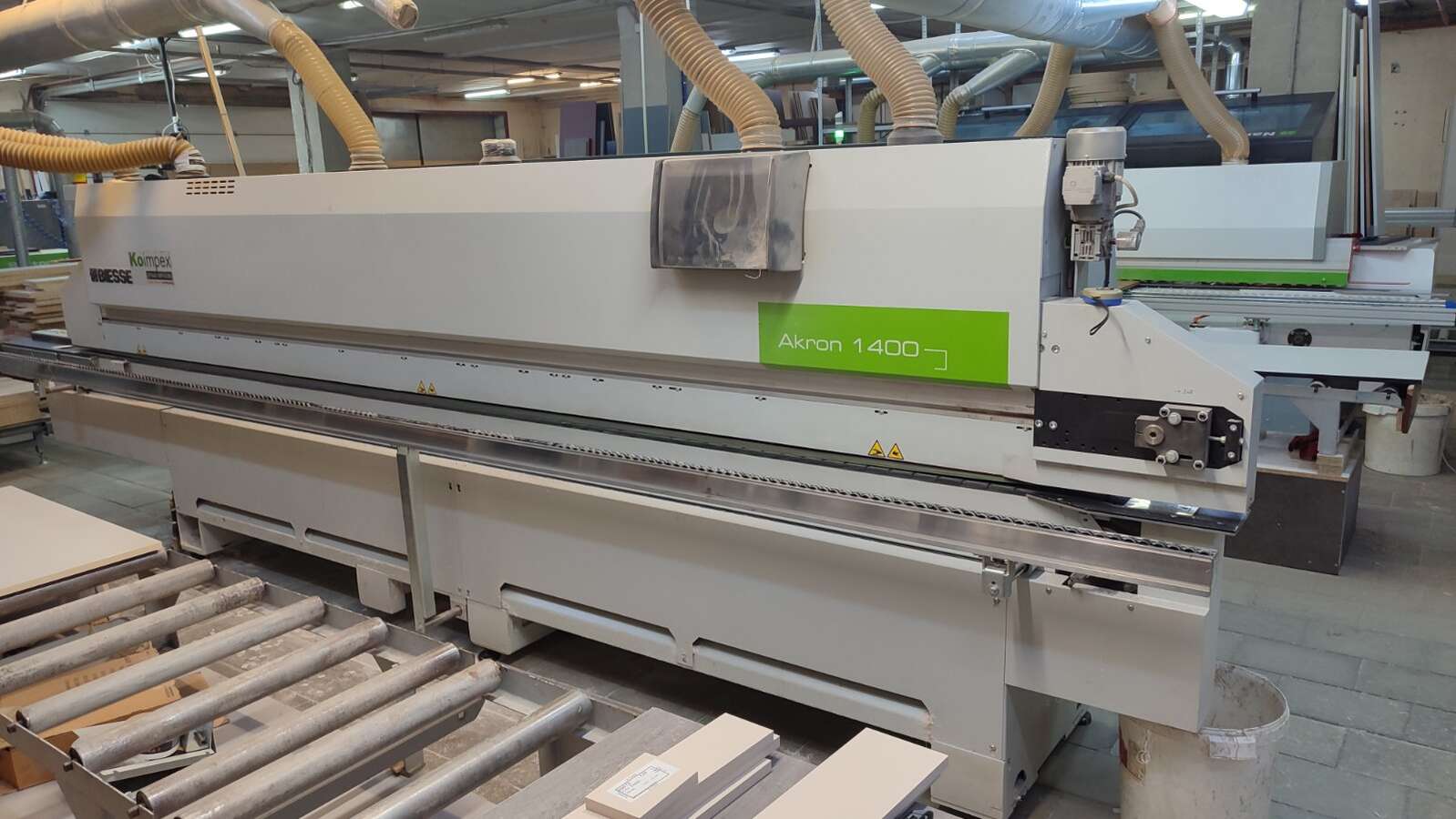 Станок кромкооблицовочный BIESSE Akron 1440