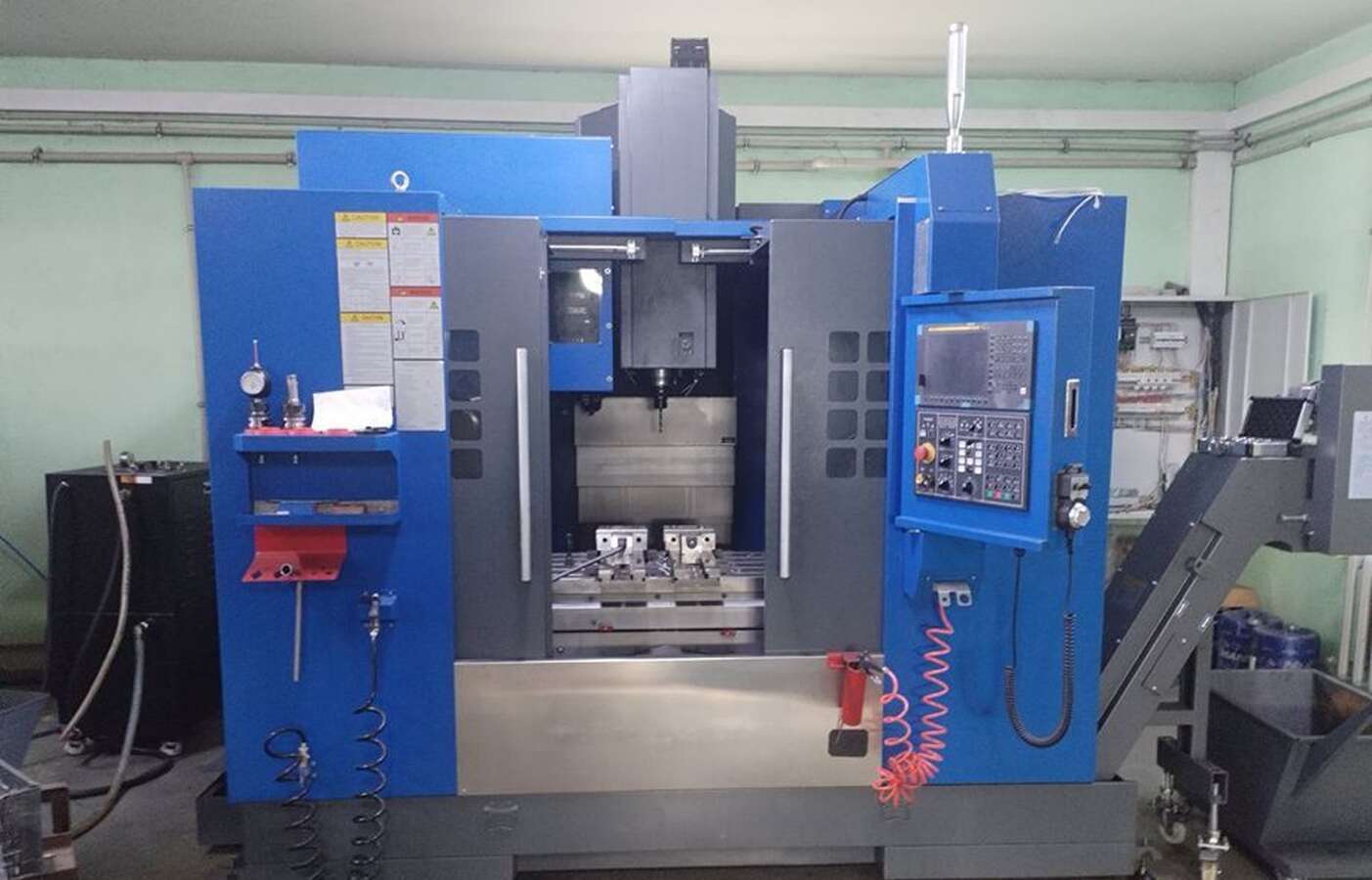 Обрабатывающий центр KVL 1000A с ЧПУ