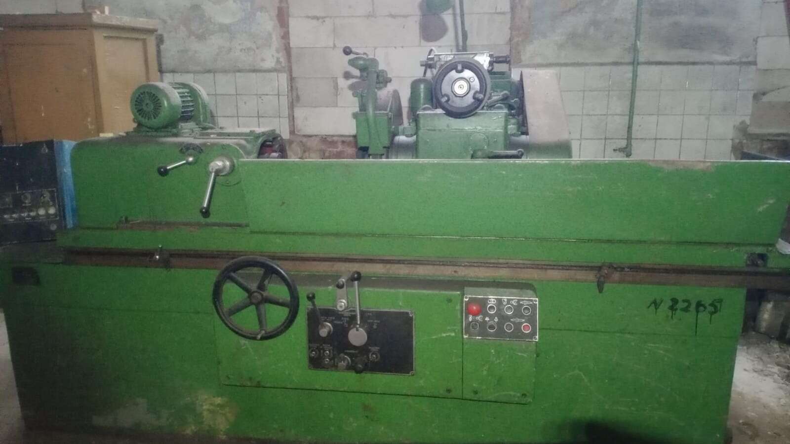 Станок шлифовальный 3А433
