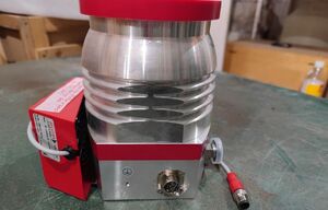 Турбомолекулярный насос Pfeiffer Vacuum HiPace 300