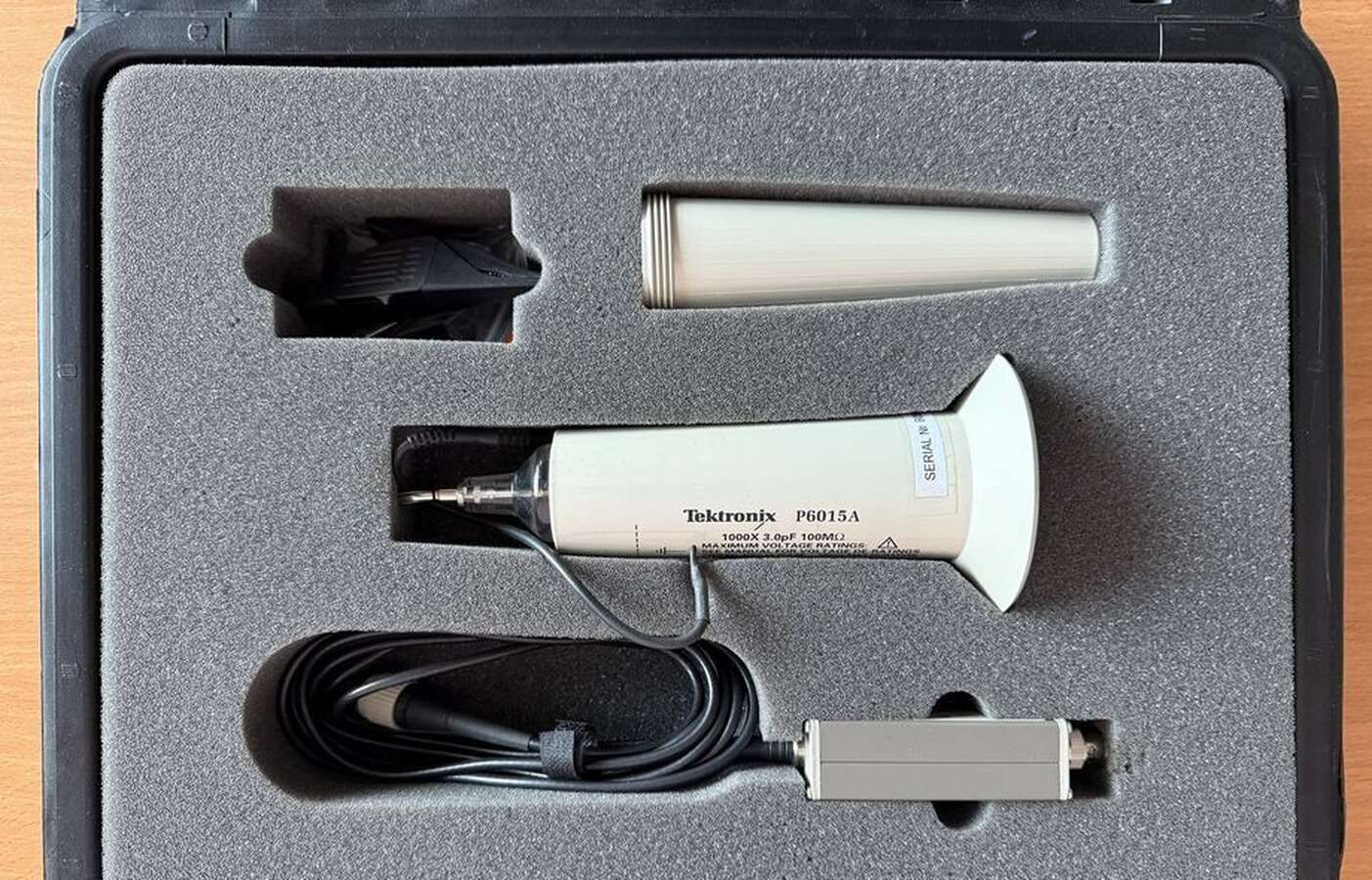 Высоковольтный делитель напряжения Tektronix P6015A