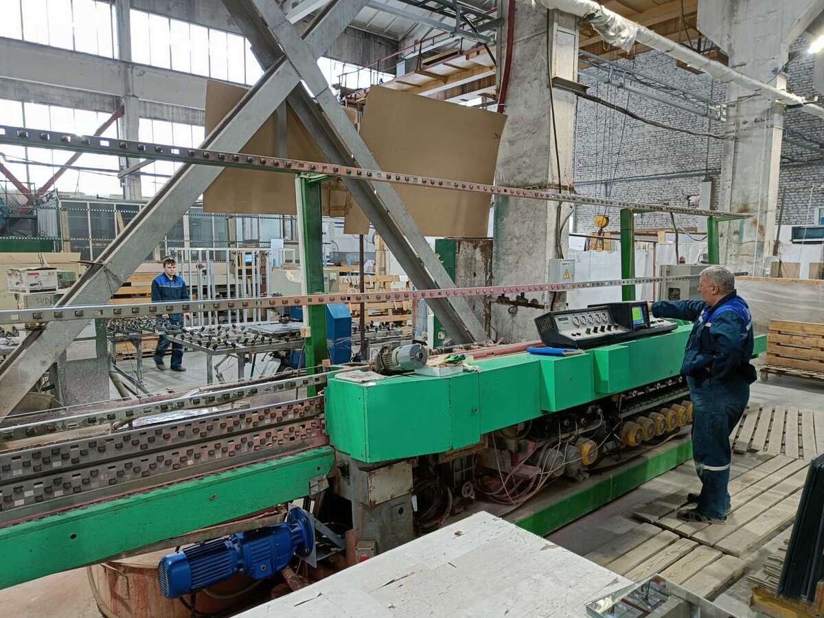 Cтанок для прямолинейной обработки стекла bavelloni MAX 60 CNP