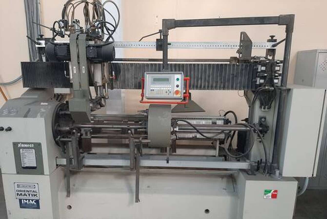 Станок шлифовальный Locatelli Orientalmatik 1350