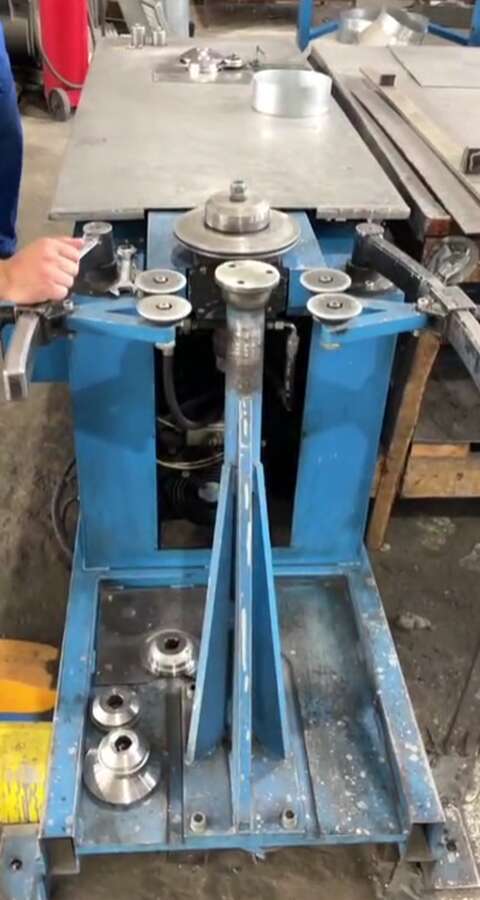 Станок для сборки сегментных отводов Vent Fitting